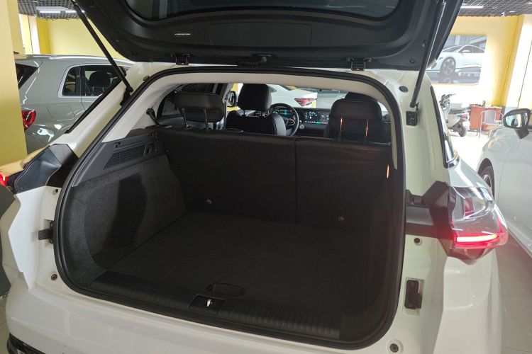 哪吒汽车 2023款 哪吒U-Ⅱ 挑战版 500 U秀 磷酸铁锂局部细节23