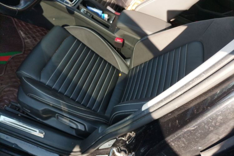 大众 迈腾 2020款 280TSI DSG 舒适型中控内饰19