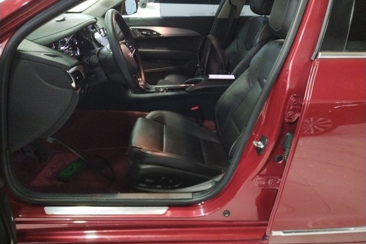 凯迪拉克ATS-L 2017款 28T 时尚型中控内饰19