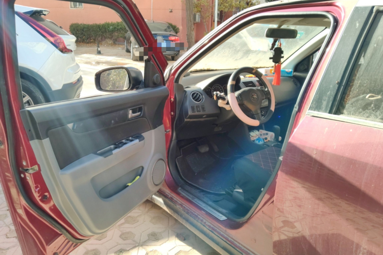 铃木 雨燕 2013款 1.5L 自动20周年限量版中控内饰20