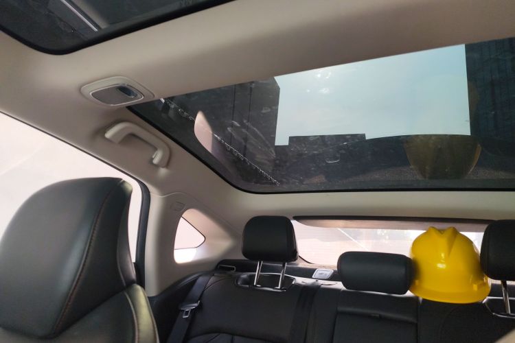 小鹏P7 2021款 670G中控内饰22