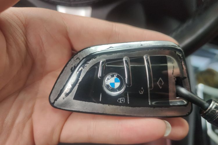 宝马5系 2020款 530Li 领先型 M运动套装中控内饰7001