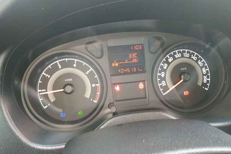 标致301 2016款 1.6L 手动舒适版局部细节14