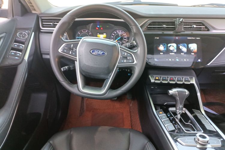 福特 领界 2019款 EcoBoost 145 CVT铂领型 国VI局部细节13