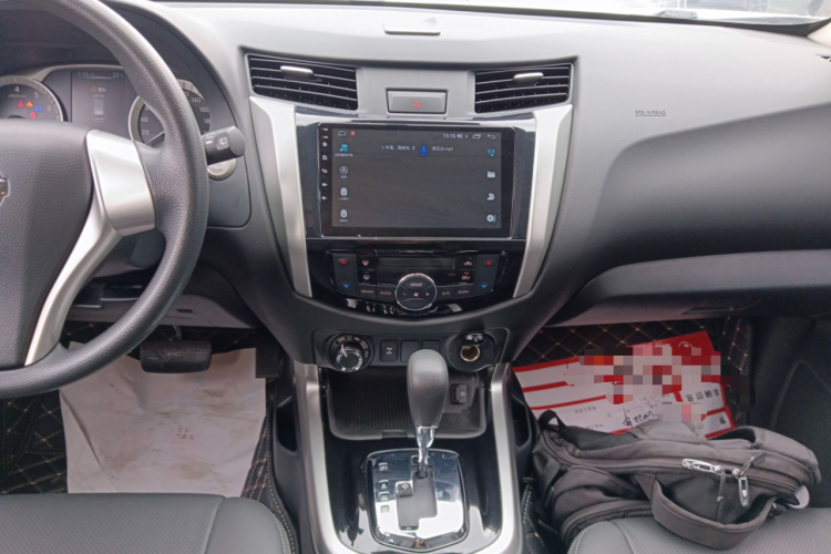 日产 途达 2020款 2.5L XL Upper 4WD 自动四驱豪华版中控内饰16