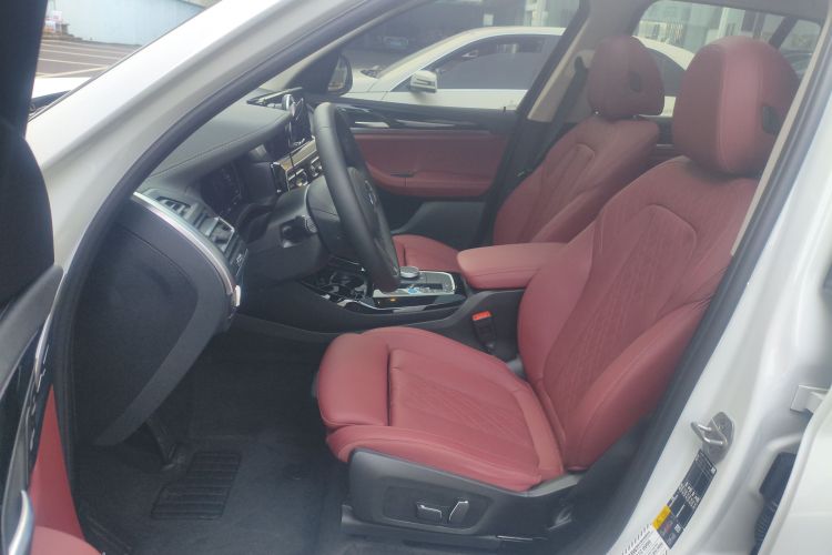 宝马iX3 2024款 领先型中控内饰19