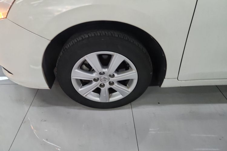 丰田 逸致 2014款 星耀 180G CVT舒适版车身外观6007