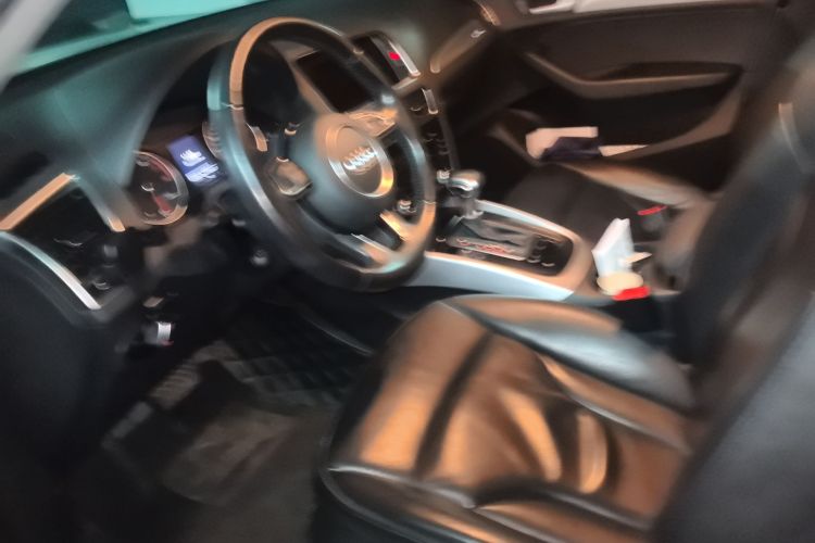 奥迪Q5 2015款 40 TFSI 技术型局部细节19