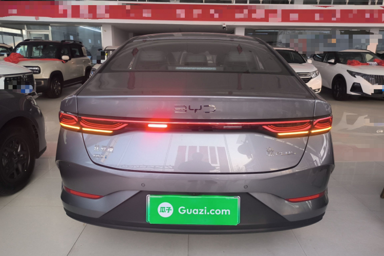 比亚迪 秦PLUS 2025款 DM-i 智驾版 55KM领先型车身外观6