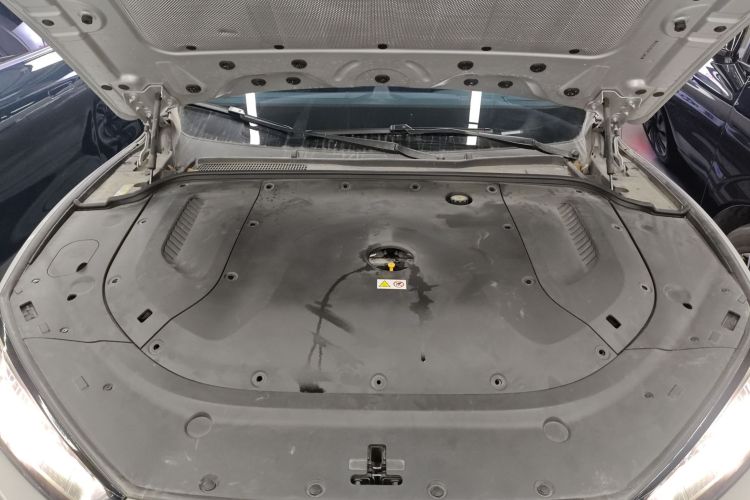 鸿蒙智行 问界M5 2022款 增程后驱标准版局部细节24