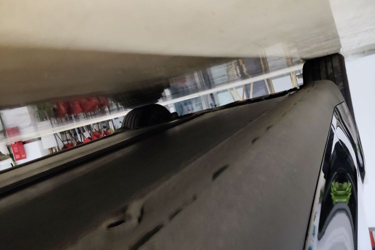 特斯拉 Model Y 2023款 后轮驱动版局部细节9001