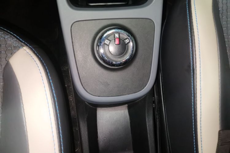 雷诺 e诺 2019款 e智型局部细节18