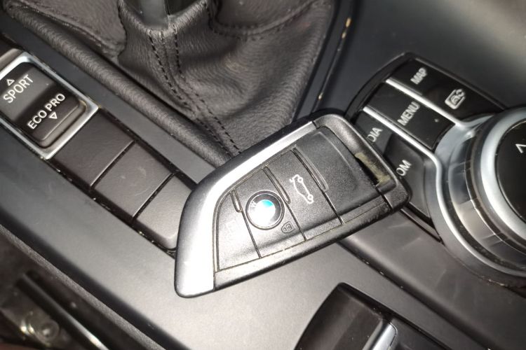 宝马X1 2021款 改款 sDrive25Li 领先型中控内饰11