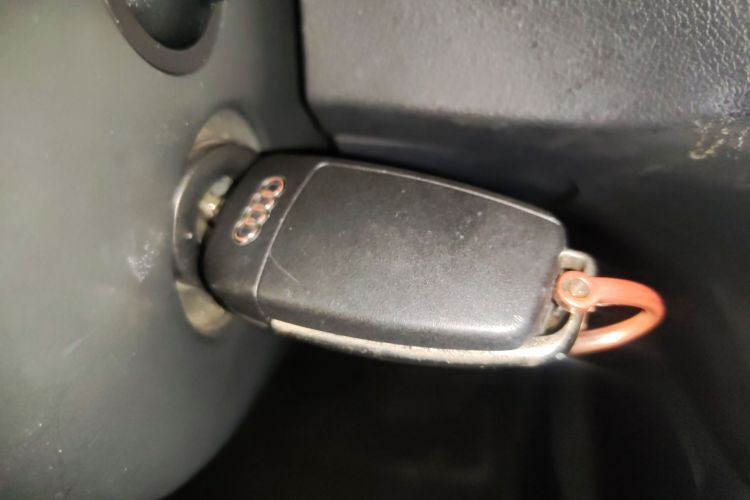 奥迪Q3 2015款 35 TFSI 舒适型中控内饰11