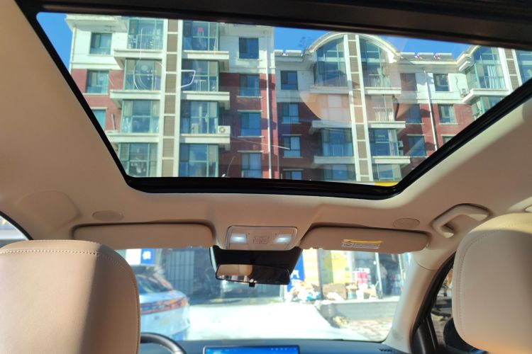 蓝电E5 PLUS 2025款 165km 长续航版 5座中控内饰22