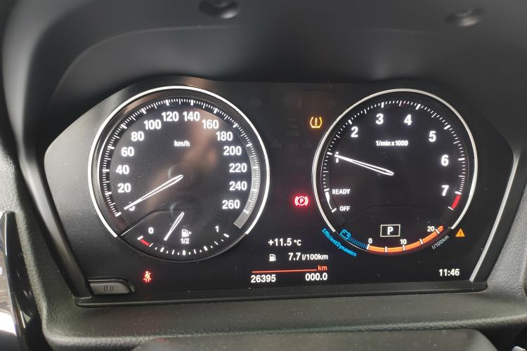 宝马1系 2021款 改款 120i M运动版中控内饰14