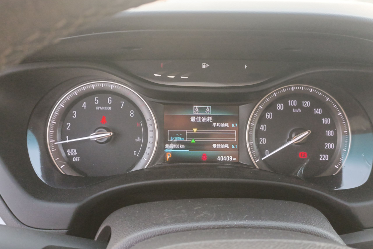 别克GL6 2019款 18T 6座互联豪华型 国VI中控内饰14