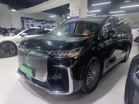 岚图汽车 岚图梦想家 2025款 PHEV 四驱尊贵鲲鹏版