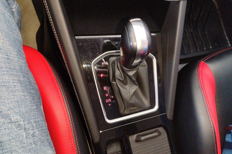 捷达VS5 2023款 280TSI 自动进取型中控内饰18