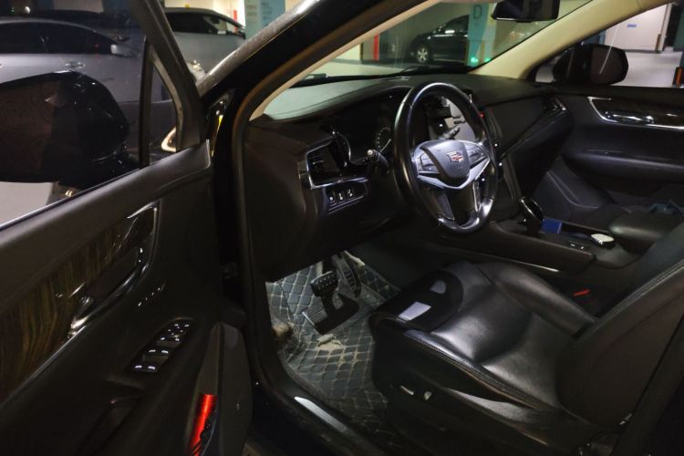 凯迪拉克XT5 2018款 25T 豪华型中控内饰20