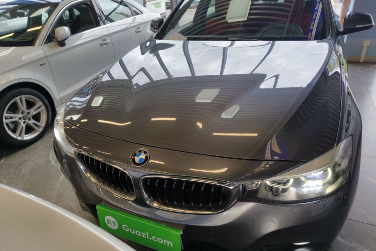 宝马3系GT 2019款 320i M运动型车身外观2