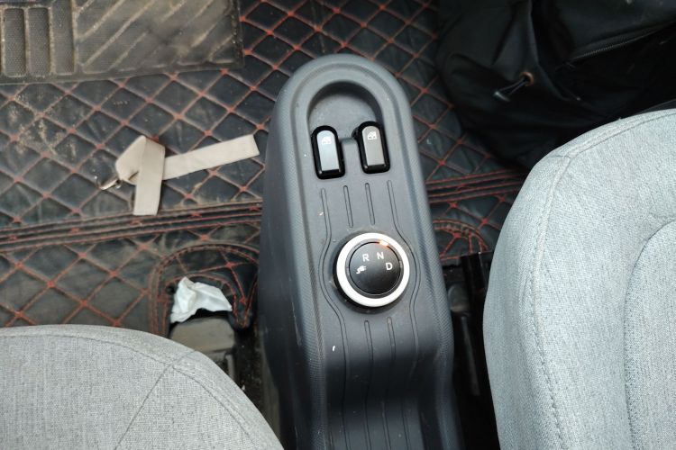 五菱汽车 宏光MINIEV 2021款 马卡龙时尚款 磷酸铁锂局部细节18