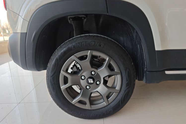 宝骏悦也Plus 2026款 301km旗舰版车身外观6008