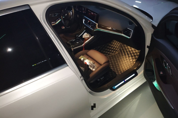 宝马3系 2020款 325Li M运动套装局部细节9005