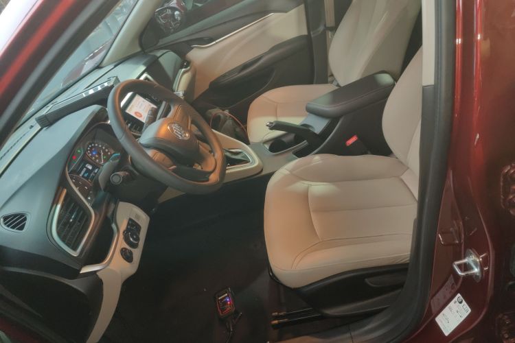 别克 英朗 2021款 典范 1.5L 自动精英型中控内饰19