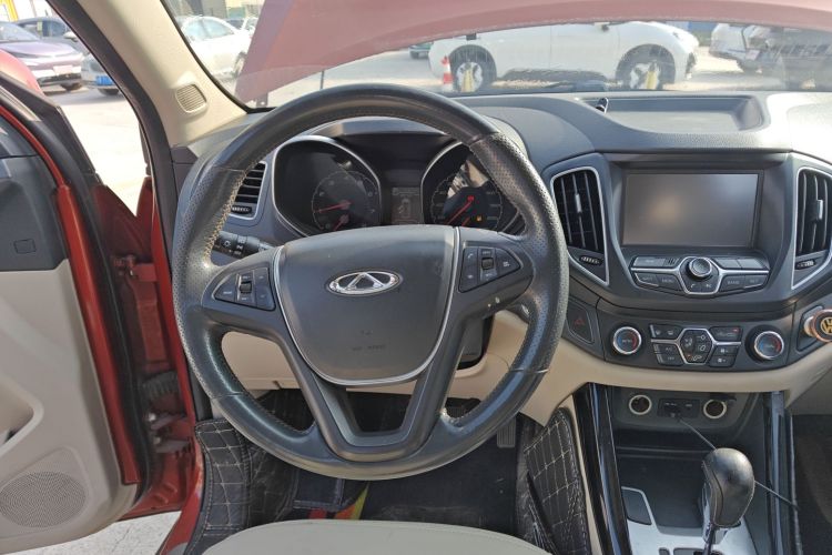 奇瑞 瑞虎5 2014款 2.0L CVT家尊版局部细节13