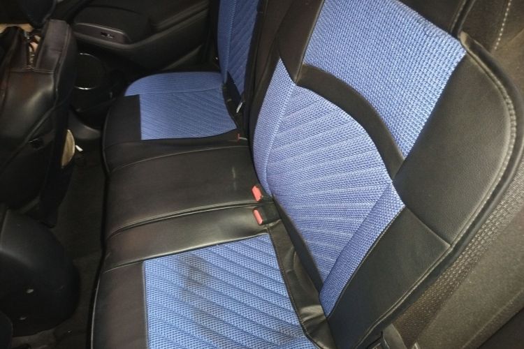 起亚K3 2016款 1.6L 手动GLS中控内饰7004