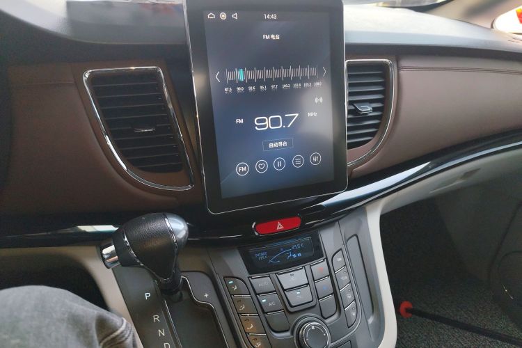 江淮瑞风 瑞风L5 2022款 2.0T 自动商务版局部细节16