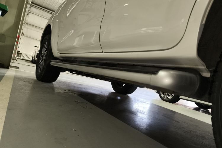 日产 途达 2020款 2.5L XV 4WD 自动四驱旗舰版局部细节9002