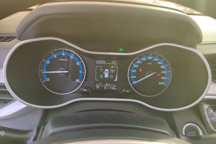 吉利汽车 帝豪 2020款 1.5L 手动豪华型中控内饰14