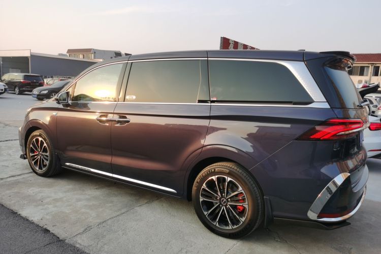 荣威iMAX8 2021款 400TGI Supreme系列尊荣版车身外观6003