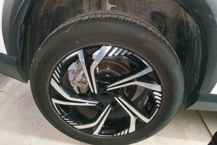 吉利汽车 2023款 博越COOL 1.5TD 智慧型车身外观6008