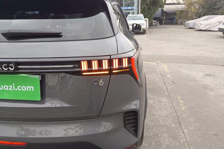 领克06 2023款 Remix 1.5T 劲Halo车身外观9