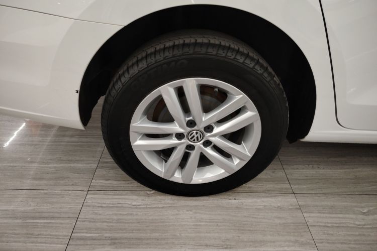 大众 捷达 2019款 梦想版 1.4L 手动时尚型车身外观6008