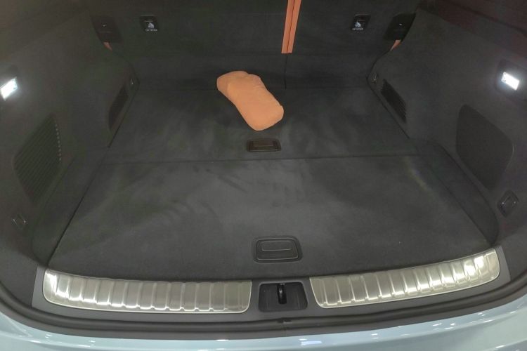 鸿蒙智行 问界M7 2024款 1.5T 智驾四驱Pro版 5座机舱底盘23