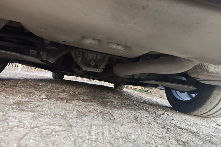 宝马3系 2022款 改款 325Li M运动曜夜套装局部细节9009