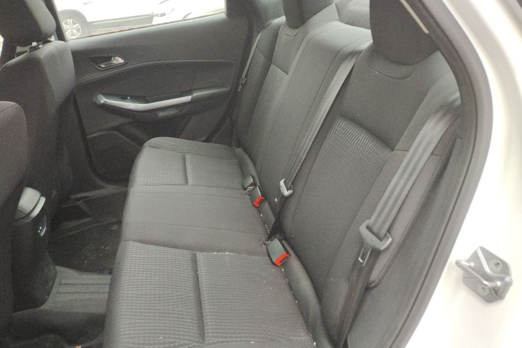 福特 福睿斯 2019款 改款 1.5L 手动质享型（胎压监测） 国VI中控内饰7004