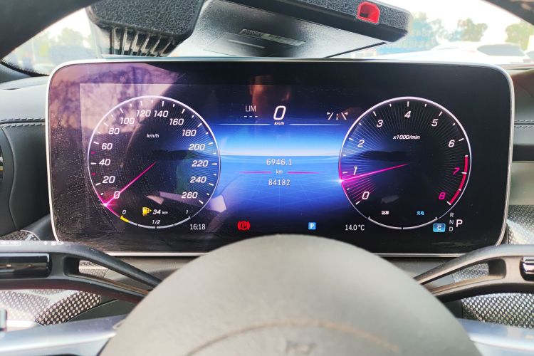 奔驰C级 2022款 C 200 L 运动版中控内饰14