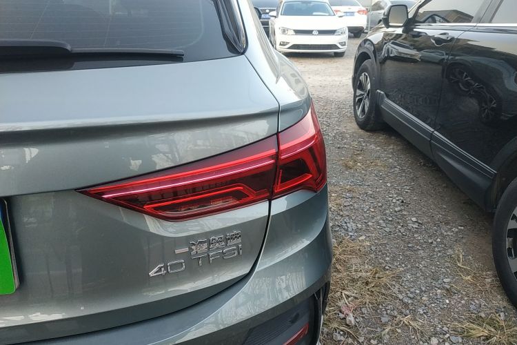 奥迪Q3 Sportback 2023款 40 TFSI 时尚型车身外观6001