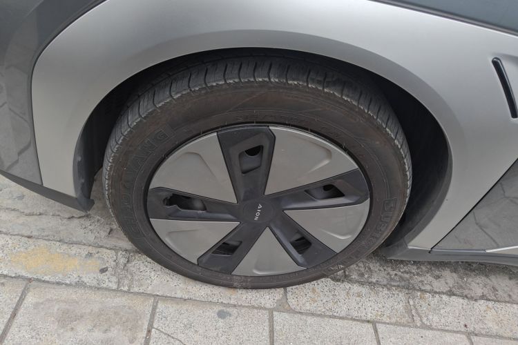 埃安 AION Y 2023款 Plus 610 乐享版 三元锂车身外观6007