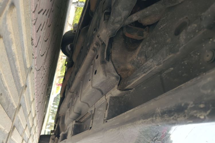 雷克萨斯ES 2013款 300h 精英版局部细节9002