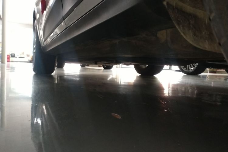 保时捷 2021款 Macan 2.0T机舱底盘30