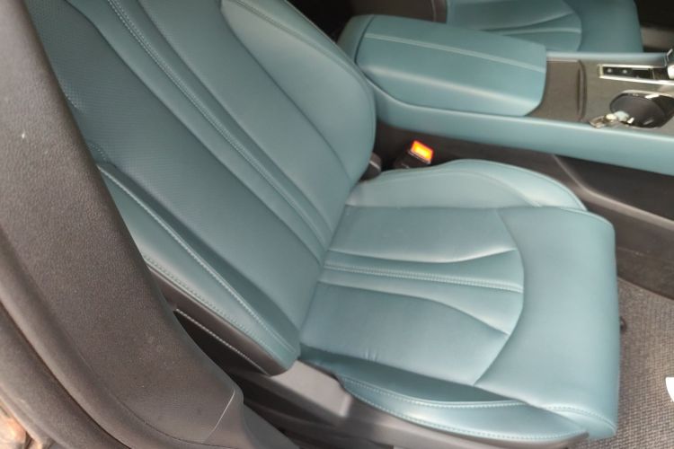 名爵 MG7 2023款 2.0T 自动猎美尊享版局部细节41