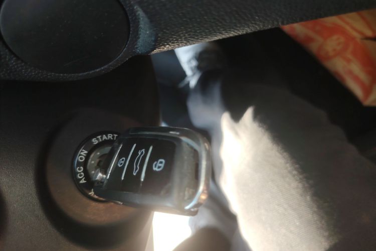 江汽集团 瑞风S2 2018款 智驱版 1.5L 手动豪华智能型中控内饰7001