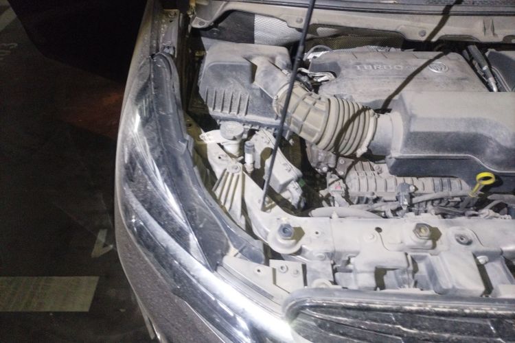 别克GL8 2022款 陆上公务舱 652T 舒适型局部细节9006