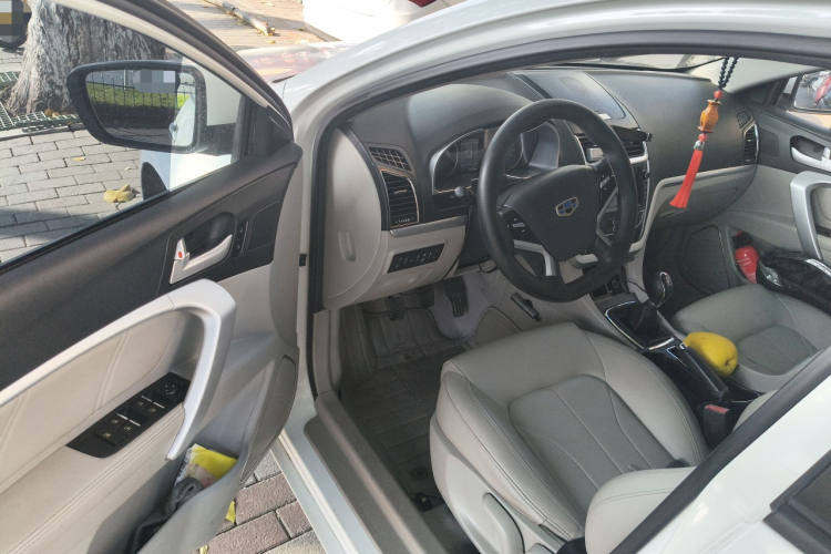 吉利汽车 帝豪 2016款 三厢 1.5L 手动豪华型中控内饰20
